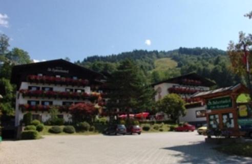 Hotel St. Hubertushof Zell am See Exterior photo