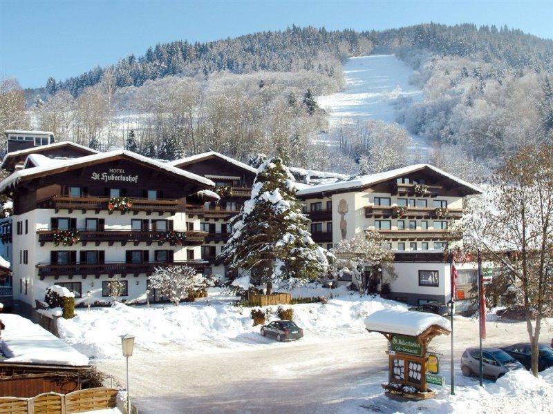 Hotel St. Hubertushof Zell am See Exterior photo
