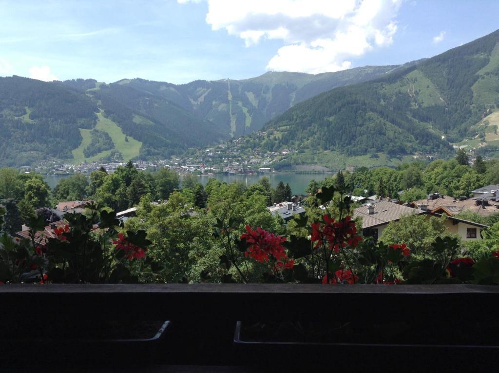 Hotel St. Hubertushof Zell am See Exterior photo